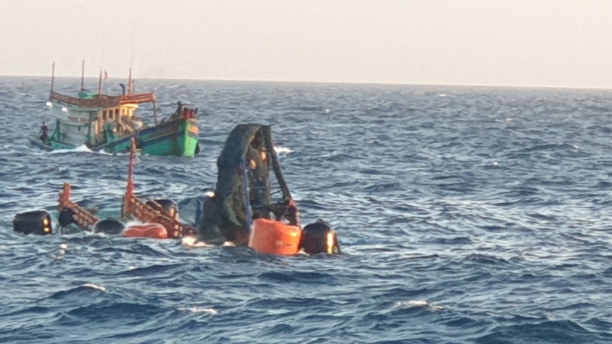 Tìm thấy 1 thi thể ngư dân tàu cá bị nạn trên biển Côn Đảo